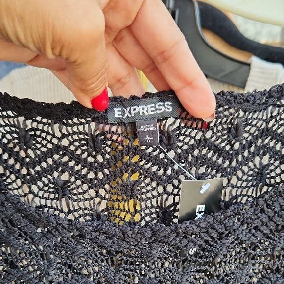 NWT Express‎ Black Crochet Knit Sleeveless Top, Sequin Accent, Party Size Large - Picture 5 of 13